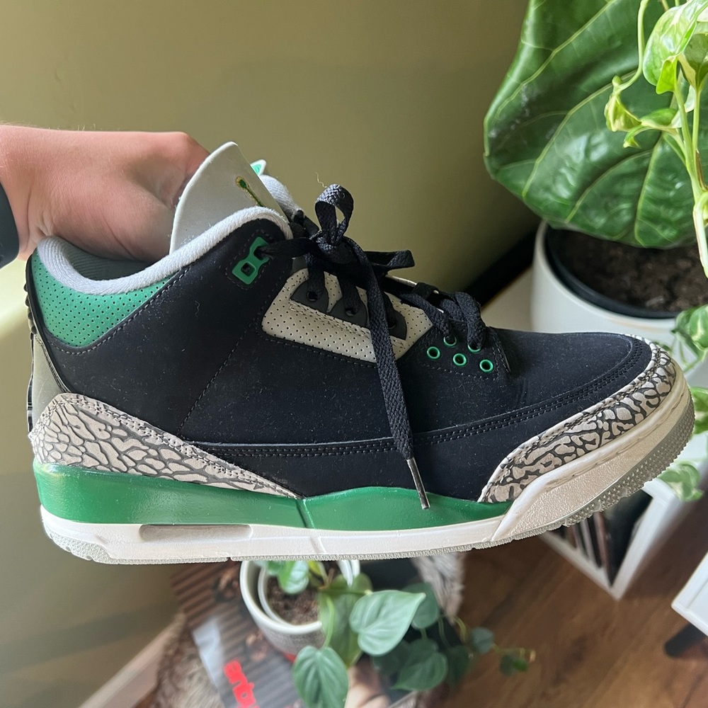 Air Jordan 3 Retro 'Pine Green'